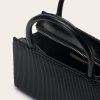 Rivetandhide.shop5663e371dd 4