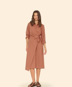 Rivetandhide.shope7a1d9ef53 1