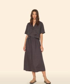 Rivetandhide.shopeec2ba637b 1