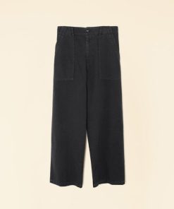 Rivetandhide.shopf441613ae0 1